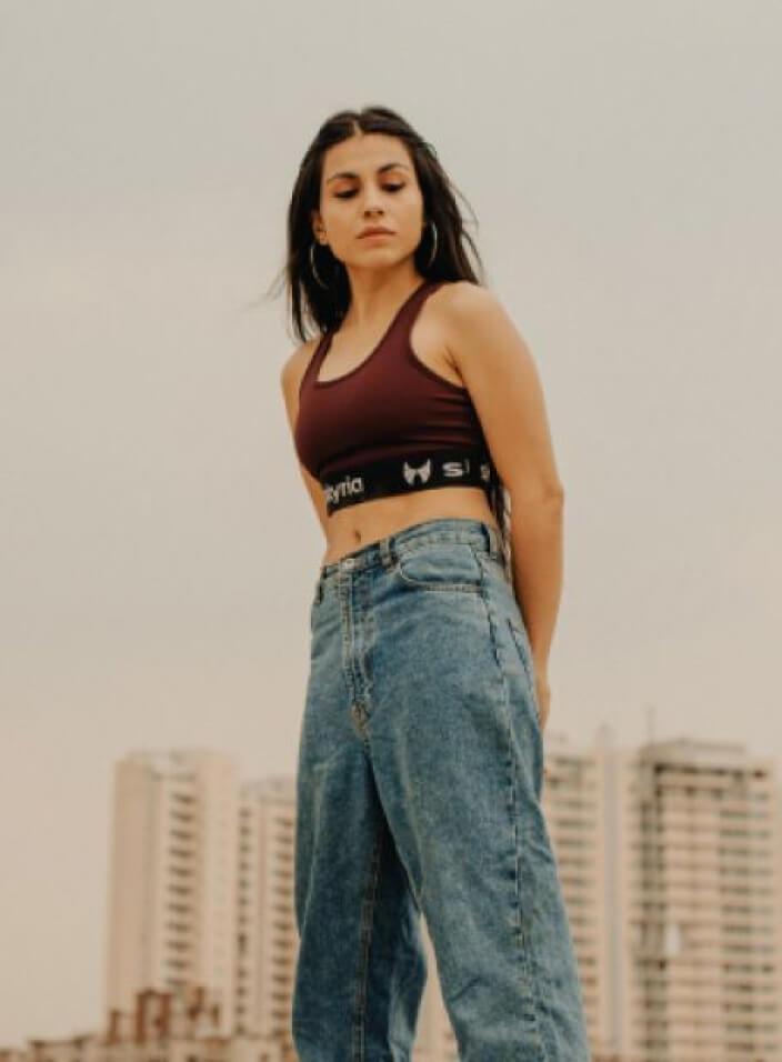 БЕШЕНАЯ СУКА РЕЖИМА ФУТБОЛКА ЧЕРНАЯ